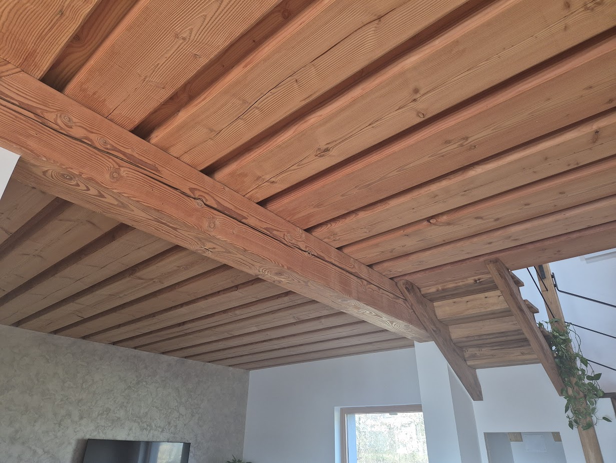 costruzione edificio in legno