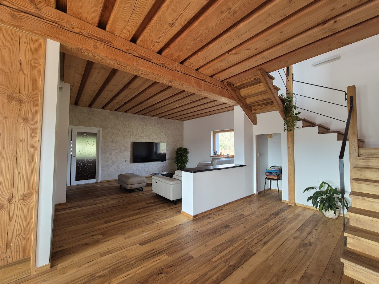 costruzione edificio in legno