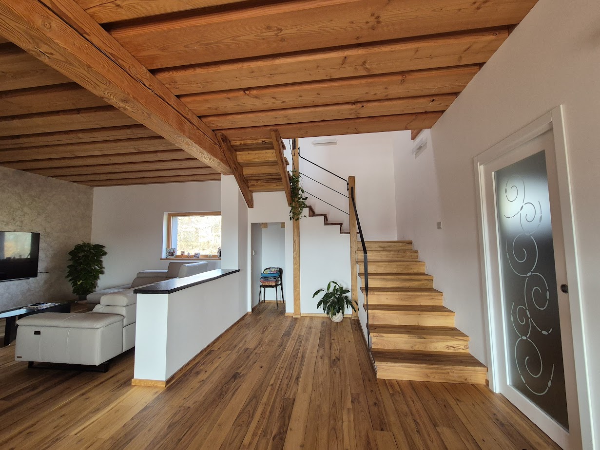 costruzione edificio in legno