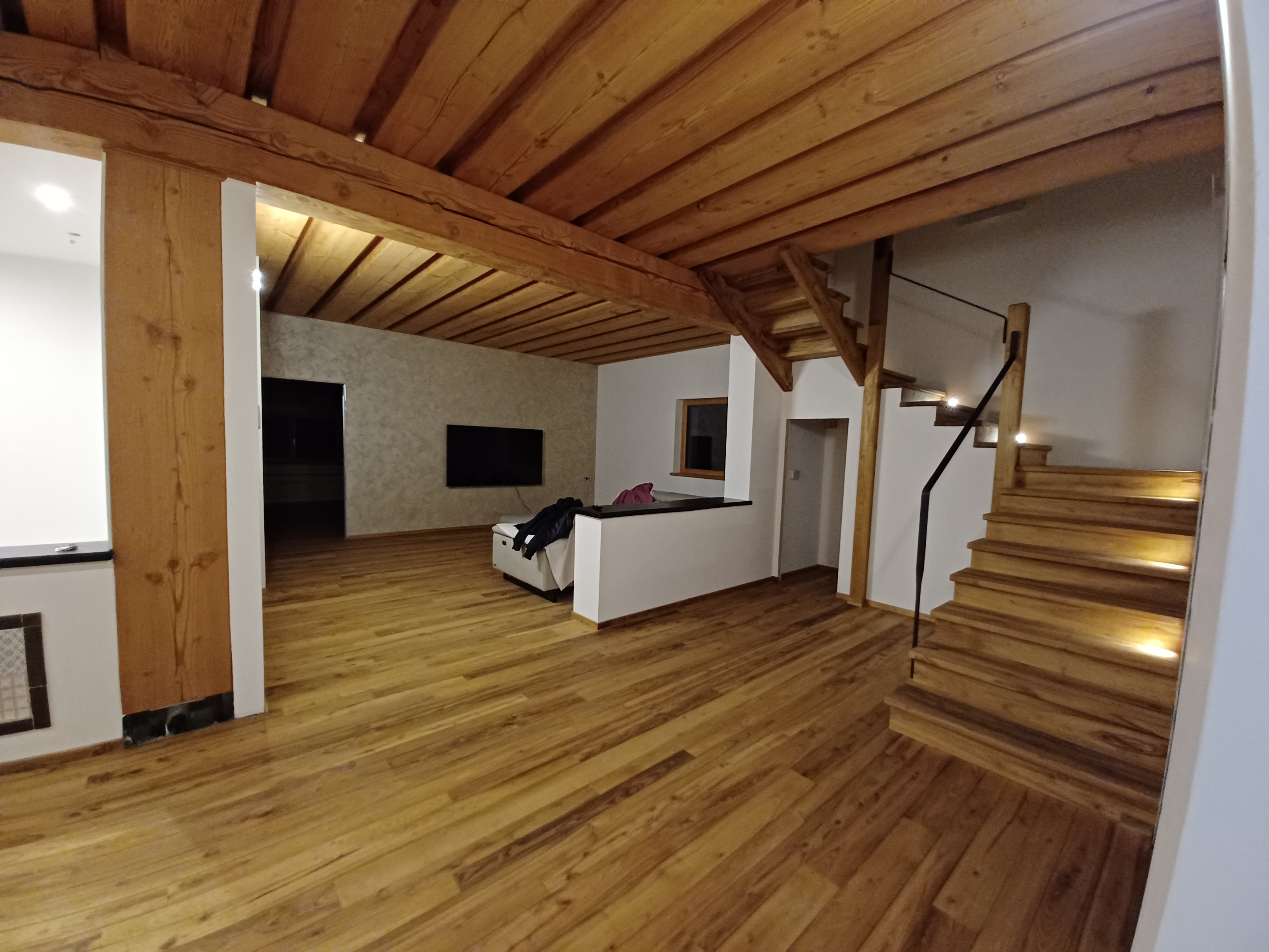 costruzione edificio in legno